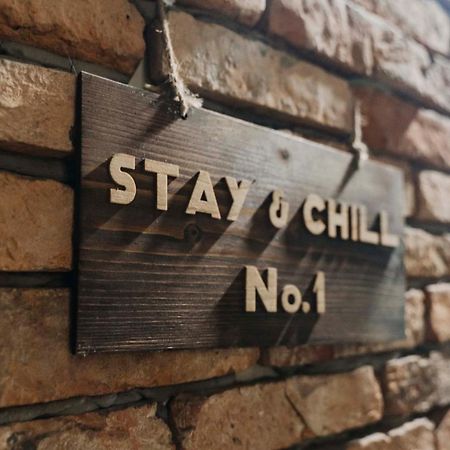 הו צ'י מין סיטי Stay&Chill - S.1: Ancient Studio Nearby Bui Vien מראה חיצוני תמונה