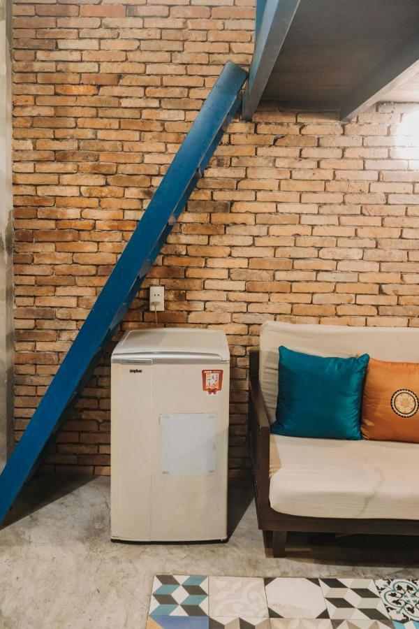 הו צ'י מין סיטי Stay&Chill - S.1: Ancient Studio Nearby Bui Vien מראה חיצוני תמונה